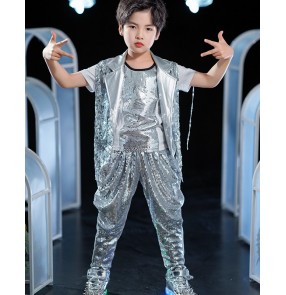 Boys kids hiphop street jazz dance outfits rapper singers gogo dancers dance wear silver fringe sequins glitter drumer hip-hop catwalk suit for children